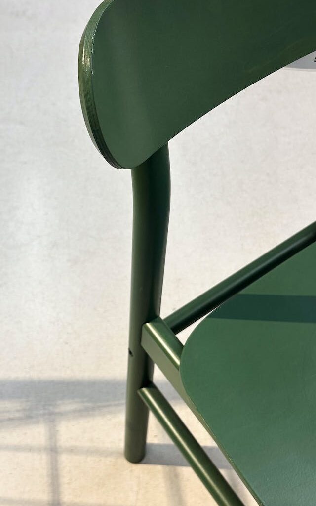 La limpieza y cuidado de muebles son una parte esencial de nuestro hogar, ya que nos brindan comodidad, funcionalidad y estilo.